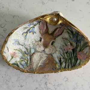 Decoupage Easter bunny shell